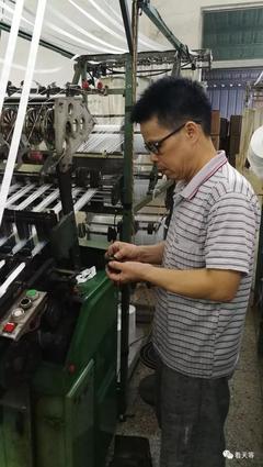 兩天等仔廣東創(chuàng)業(yè),每年為家鄉(xiāng)工仔付薪三百萬(wàn),產(chǎn)品可繞地球三圈